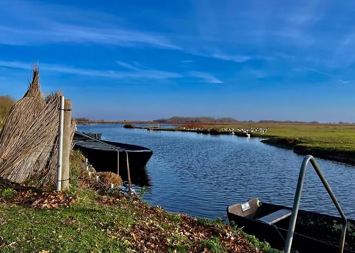Loft Dans Chaumiere Pour 6 Personnes A Saintandre فيلة